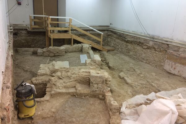 Les restes arqueològiques de la Sala Infantil de la Biblioteca de la Casa de Cultura de Girona